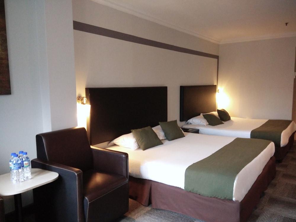 Legend Inn Taiping Extérieur photo