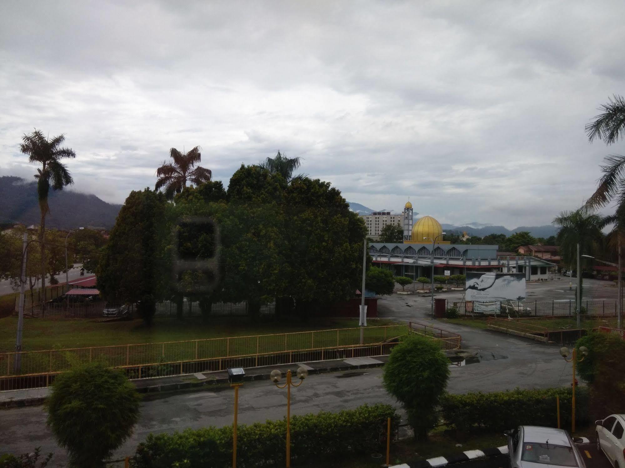 Legend Inn Taiping Extérieur photo